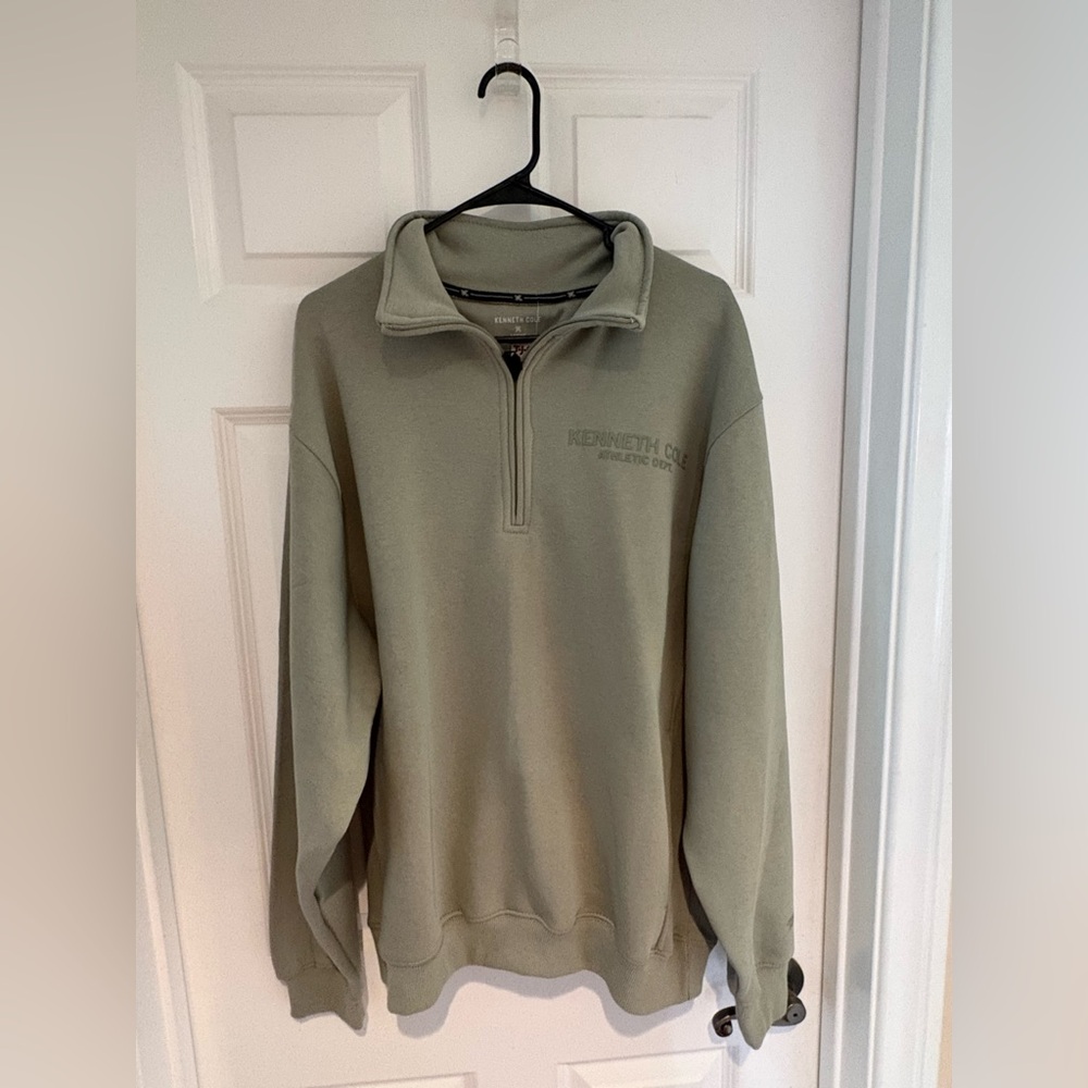 Kenneth Cole Active 1/4 Zip pullover relaxed. Size XL. Color: seagrass.